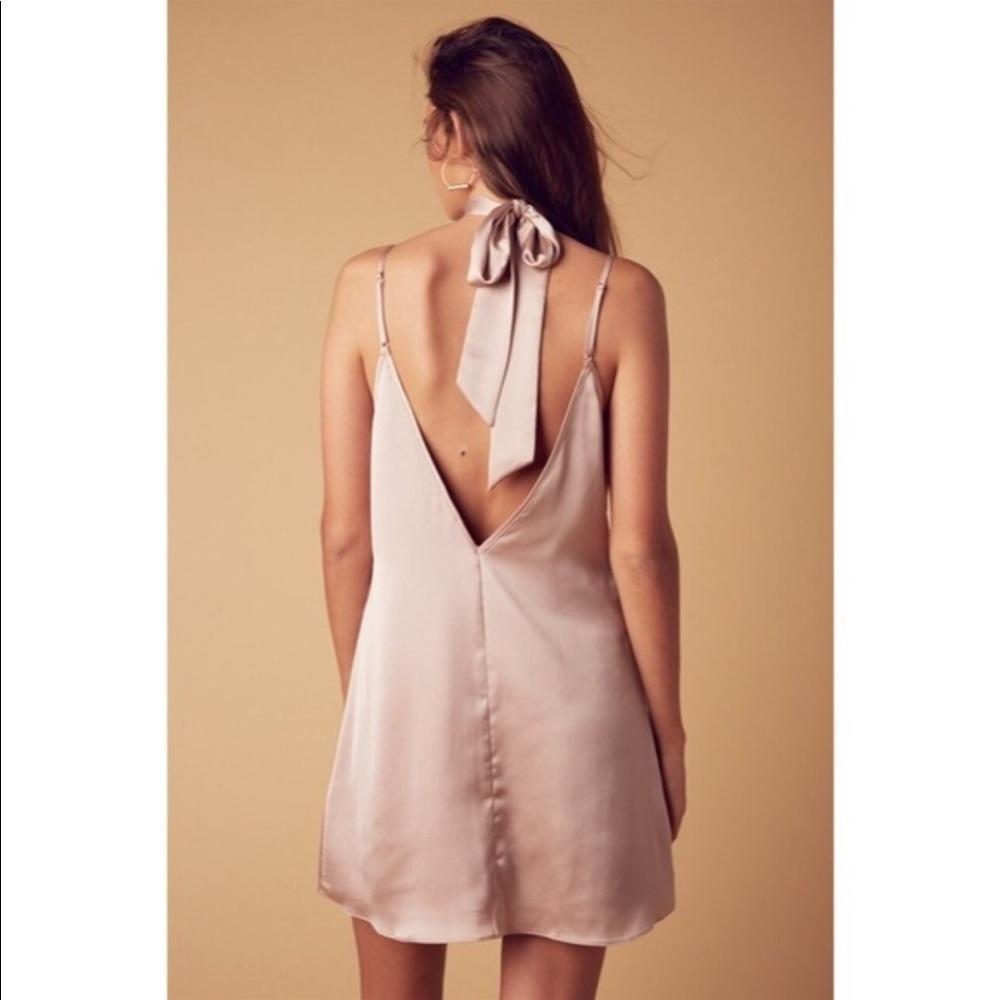 Satin slip dress in gorgeous blush π - Picture 2 of 3